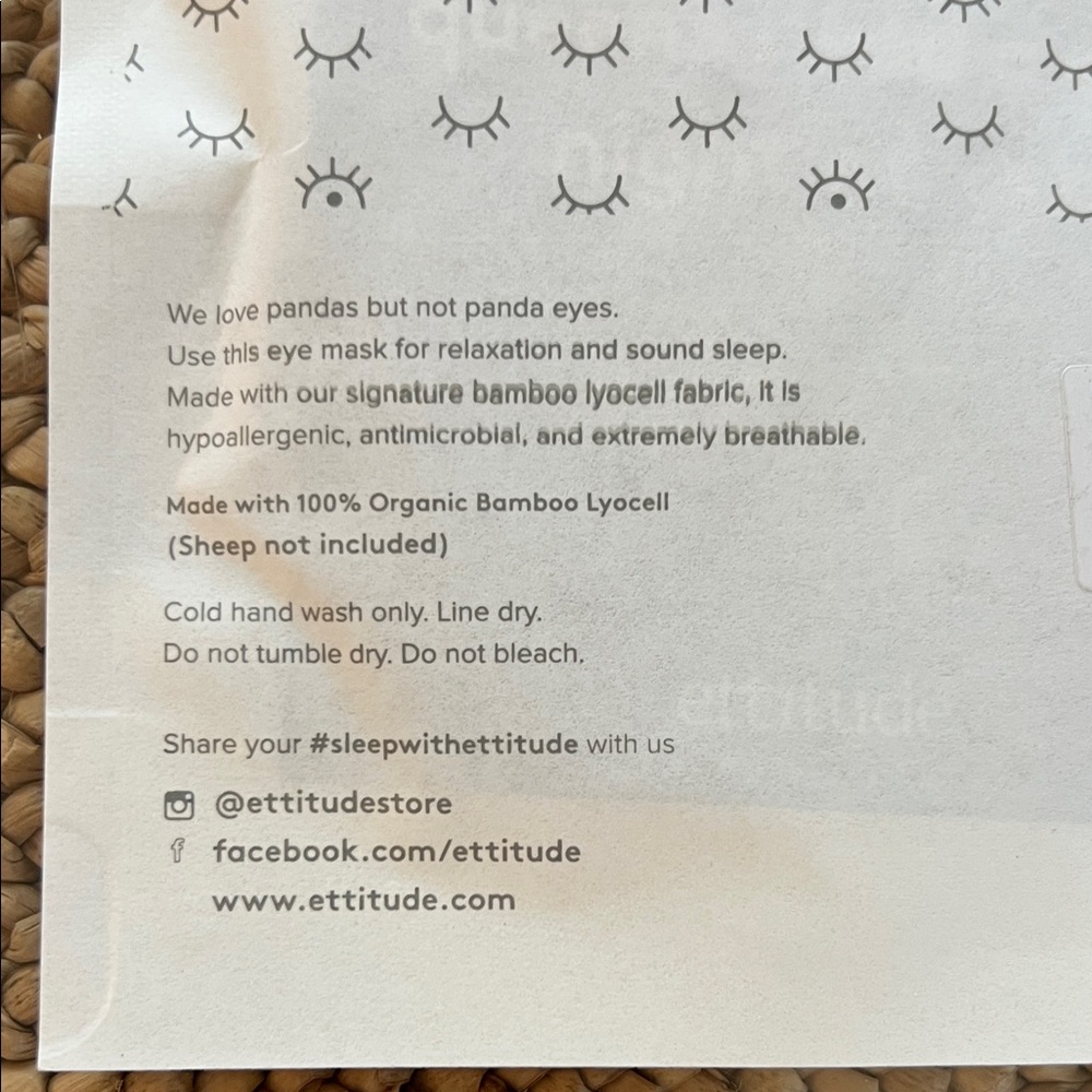 Ettitude Bamboo Lyocell Eye Mask in White - Picture 3 of 5